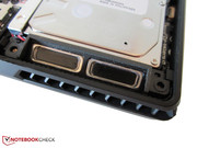 Man hört den Sound primär von vorne.