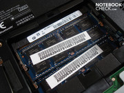 Beide Arbeitsspeicherslots werden von üppigen 2x 4096 MByte DDR3-RAM in Beschlag genommen