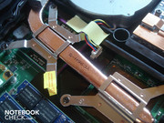 Das PM45-Mainboard verfügt über Heatpipes...