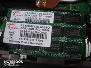 Beide Arbeitsspeicherslots sind bereits mit 2x 2048 MByte DDR3-1333 RAM belegt