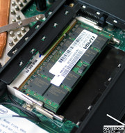 Da von zwei verfügbaren RAM-Slots nur einer für einen 2048MB Speicherriegel benutzt wird, bleibt Platz für ein einfaches späteres Aufrüsten des Notebooks.