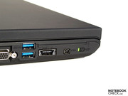 ...USB-3.0 mit Sleep und Charge Funktion (oben), eSATA-USB-Kombi und FireWire