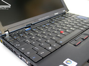Beim Thinkpad X200s wird nahezu die gesamte Gehäusebreite ausgenutzt, um im 12-Zoll Gerät eine vollwertige Tastatur unterzubringen.