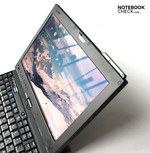 Das Display ist beschichtet, spiegelt aber trotzdem.