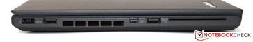 linke Seite: Netzteilanschluss, USB 3.0, Mini-DisplayPort, USB 3.0, Smartcard Reader