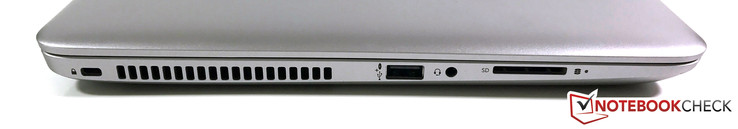 linke Seite: Vorrichtung für Sicherheitsschloss, Lüfterauslass, USB 2.0 (powered), Headset, SD-Leser