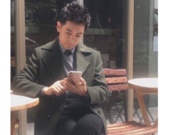 Jimmy Lin und sein jeweils neuestes iPhone. Diesmal leakt er das kommende iPhone Plus.