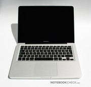 Das neue 13" MacBook Pro glänzt durch