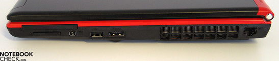 Rechte Seite: ExpressCard, 4in1 Cardreader, 2x USB 2.0, LAN