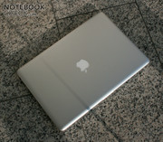 Das an das MacBook Air angelehnte Design gefällt durch die Bank sehr gut.