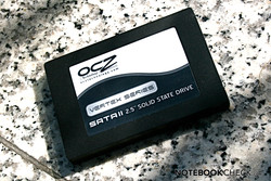 OCZ Vertex mit 120 GB und Barefoot Controller