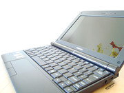 Mit geeigneten Kopfhörer schafft man den kleinen Schnitzer schnell und einfach aus der Welt.