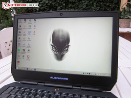 Außeneinsatz Alienware 13
