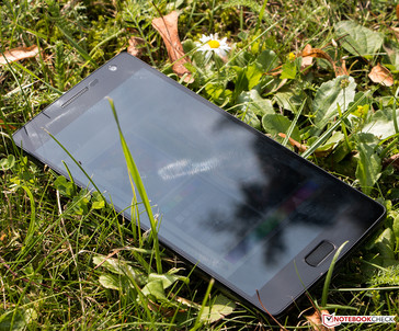 Die Reflektionen können jedoch stören.