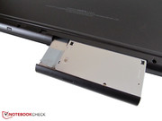 Optisches Laufwerk oder 2,5-Zoll-Massenspeicher? Man hat die freie Wahl.