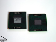 Durch die Umstellung von 65-nm auf 45-nm Fertigung konnten auch die Abmessungen der Chips verkleinert werden (links Merom, rechts Penryn)