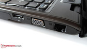 Externe Monitore können direkt per VGA oder HDMI angesteuert werden.