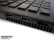 Das Notebook verfügt über drei USB 2.0-Ports.