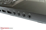 Surround-Sound gibt es über die Audio-Buchsen (S/PDIF) oder per HDMI.