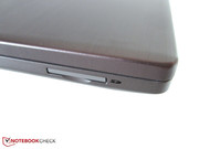 Die Vorderseite verfügt über einen Cardreader.