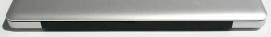 Rückseite: WLAN und BT Antennen unter schwarzer Kunststoffabdeckung