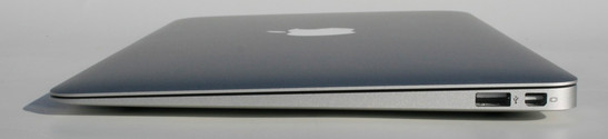 Rechte Seite: USB 2.0, Mini DisplayPort