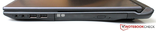 rechte Seite: Kopfhörer, Mikrofon, 2x USB 2.0, DVD-Brenner