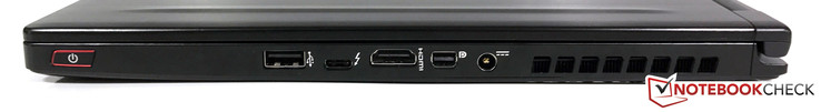 rechts: USB 2.0, Thunderbolt 3 mit USB 3.1 Typ C, HDMI 1.4, Mini DisplayPort 1.2, Netzteil