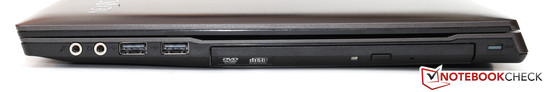 rechte Seite: Mikrofon, Kopfhörer, 2x USB 2.0, DVD-Brenner, Kensington Lock
