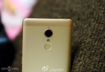 Vermutlich das Xiaomi Redmi 2 Pro (Bild: Gizmochina)