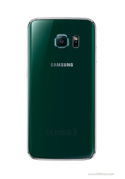 Das Galaxy S6 Edge gibt es unter anderem in Grün (Bild: Samsung via GSMArena)