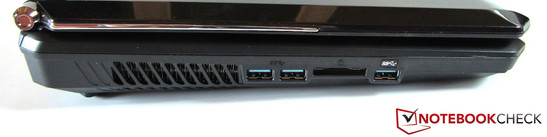 linke Seite: 2x USB 3.0, Cardreader, USB 3.0