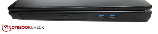 rechte Seite: Blu-ray Brenner, 2x USB 3.0
