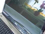 ...und ein Glare-Type Display,...