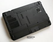 Die Erwärmung des Gehäuses bleibt im grünen Bereich.