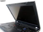 Das Display selbst zeigte im Test eine gute Helligkeit bei ausgezeichnetem Kontrast.