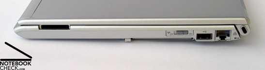 rechte Seite: Cardreader, PCMCIA, USB, LAN, Kensington Lock