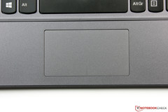 Das Touchpad ist 80 x 46 mm groß.