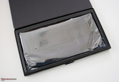 Roccat Isku Verpackt