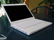 Ein komplett neues Outfit verschafft Zepto seiner neuen leistungsstarken Multimediaklasse.