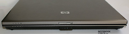 Vorderseite: Audio-Out, Audio-In