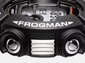 Alle Varianten der Casio G-Shock GWF-D1000 sind seit 2016 mit einem Carbon-Armband ausgestattet, darunter auch die abgebildete GWFD1000B-1