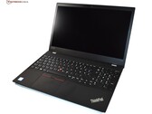 Robustes Lenovo ThinkPad T590 Business-Notebook mit aufrüstbaren 16 GB RAM, vielen Anschlüssen und langer Akkulaufzeit für günstige 299 Euro refurbished (Bild: Benjamin Herzig)