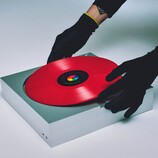 Der Turntable PP-1 versteckt den Tonabnehmer unter der Schallplatte. (Bildquelle: Waiting for Ideas)