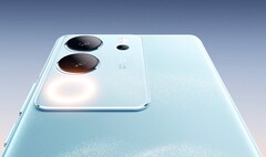 Das Vivo S17 Pro setzt auf eine 50 MP Triple-Kamera mit rundem LED-Blitz. (Bild: Vivo)