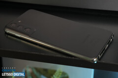 Das Samsung Galaxy S21 FE kommt offenbar je nach Region mit einem Snapdragon 888 oder mit einem Exynos 2100. (Bild: LetsGoDigital)