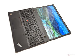 Das Lenovo ThinkPad L15 kombiniert das alte Erfolgskonzept mit einem AMD-Leistungsschub