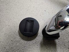 Unterleg-Pads verhindern ein Wegrollen des Stuhls