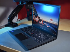 Das ThinkPad T14 Gen 4 (Intel) ist direkt bei Lenovo heute 24% günstiger (Bildquelle: Lenovo)