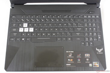 Das Tastaturlayout ist mit dem des FX705 ident